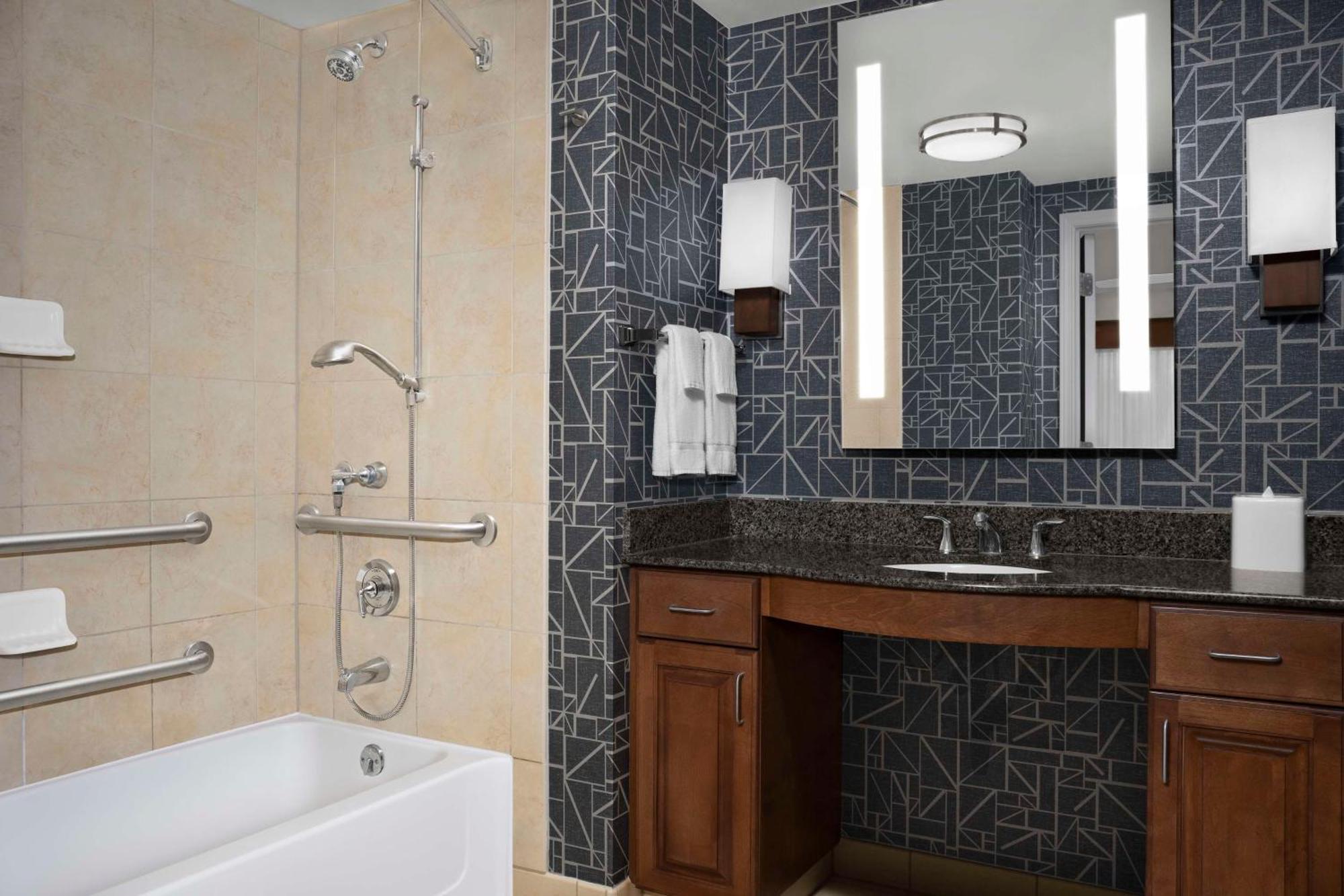 Homewood Suites By Hilton Omaha - Downtown Esterno foto